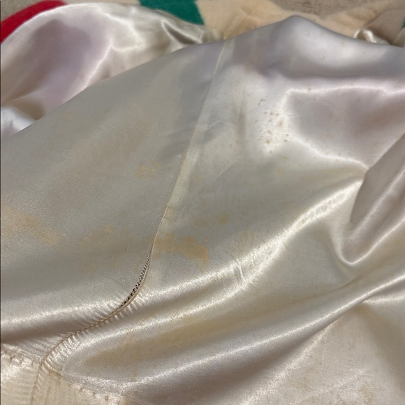 Vintage Hudson’s Bay Blanket Coat | 100% Wool | Made in Canada | 60s–70s - Picture 10 of 12